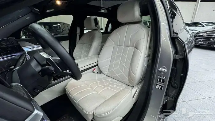 2023 بي ام دبليو 735 إي BMW 735i 10