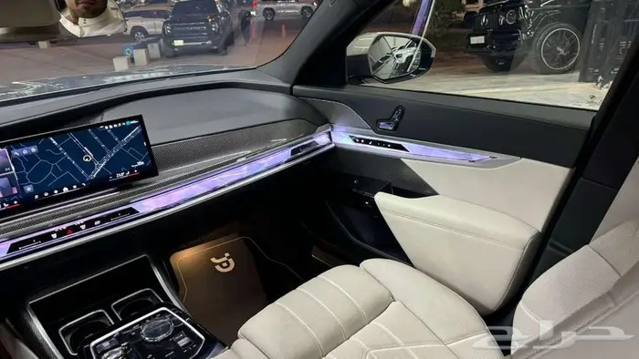 2023 بي ام دبليو 735 إي BMW 735i 12