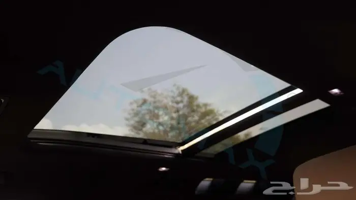 2025 Land Rover Defender 110 X-Dynamic SE P400e مع ضمان 25