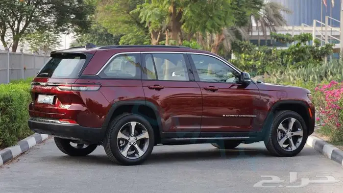 جيب جراند شيروكي ليمتد بلس 2025 خليجي اصفار ضمان الوكيلر 7