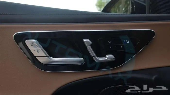 2025 Mercedes-Benz E 200 Avantgarde EQ Boost 2.0L RWD 24