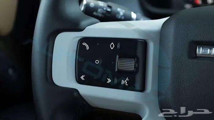 2025 Land Rover Defender 110 X-Dynamic SE P400e مع ضمان 10