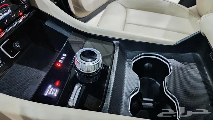 جراند شيروكي ليمتد 2023 13