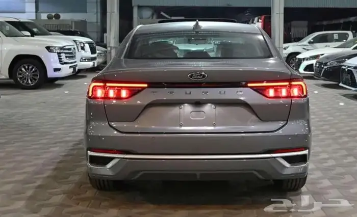 فورد توروس ترند 2026 رمادي 7