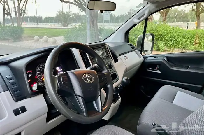 باص 2019 بضاعة سقف عالي ب 72 الف بالضريبة 9