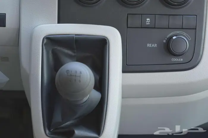 تويوتا باص هاي اس 13 راكب 2026 ديزل قير عادي عبداللطيف جميل 28