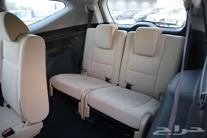 ميتسوبيشى مونتيرو 2025 ستاندر- نص فل دبل 9