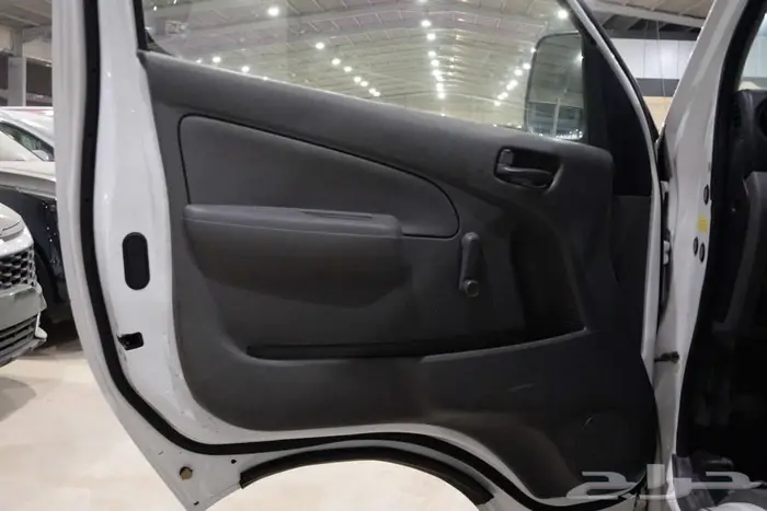 نيسان أورفان 2020 ديزل ستاندر سعودي 7