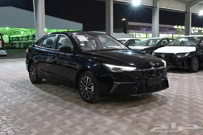 ام جي 5 الشكل الجديد 2025 ستاندر سعودي 2