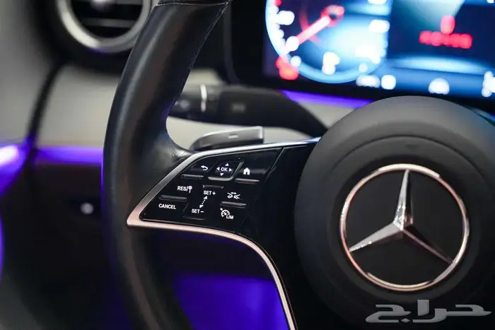 مرسيدس E250 2021 ابيض ممشي 81000 كم 10