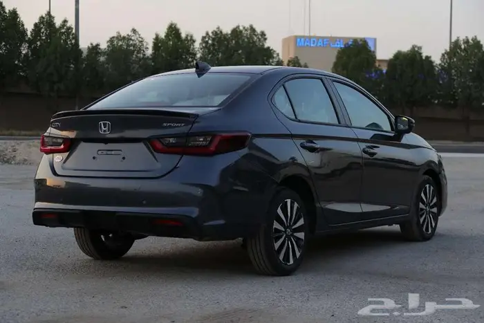 هوندا سيتي سبورت رصاصي 5