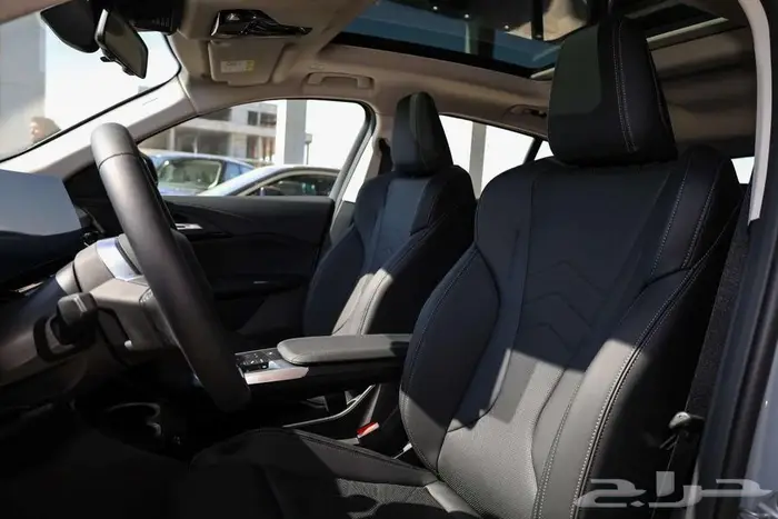 بي ام دبليو X2 SDrive 25I موديل 2026 KTM 10