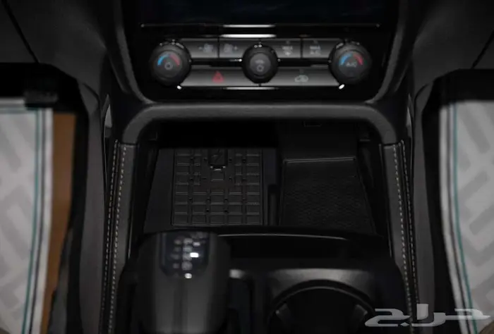 فورد ايفرست ليمتيد موديل 2025 تقسيط ونقدا 6