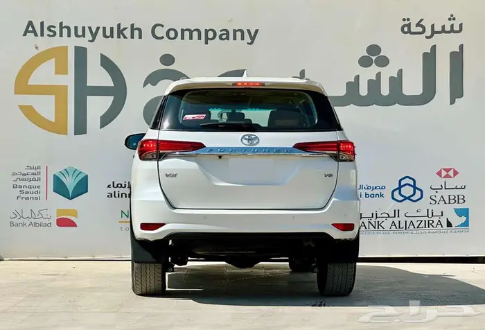 تويوتا فورتشنر VX 2022 4