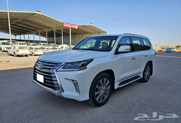 لكزس LX570 فل كامل 2016 1
