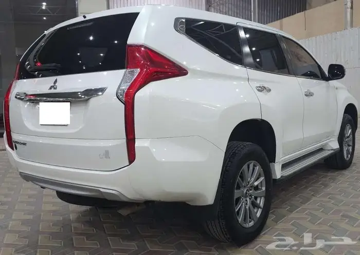 ميتسوبيشي مونتيرو 2018 بنزين دبل 5