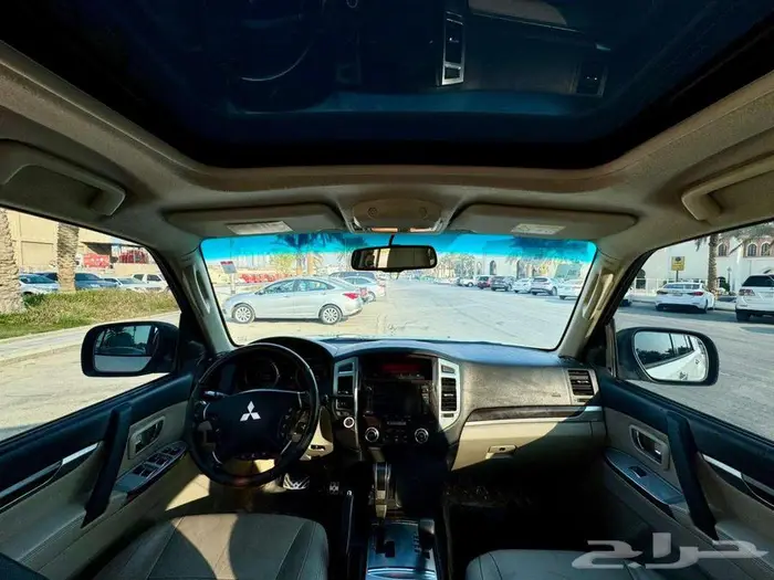 ميتسوبيشي باجيرو  ماشي قليل  فل كامل  فئة الذهبي  كله وكاله 14