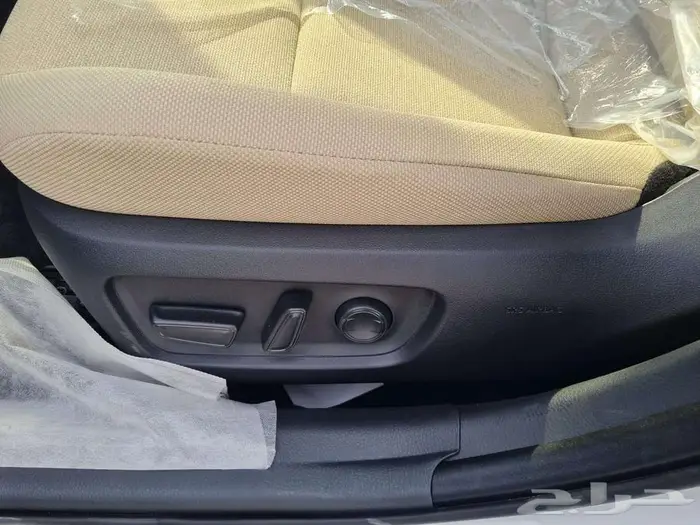 تويوتا كامري E هايبرد 2025 - عروض الأقساط 6