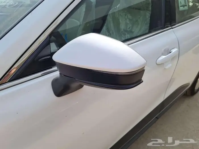 تويوتا كراون الفئه برستيج الموديل 2026 4