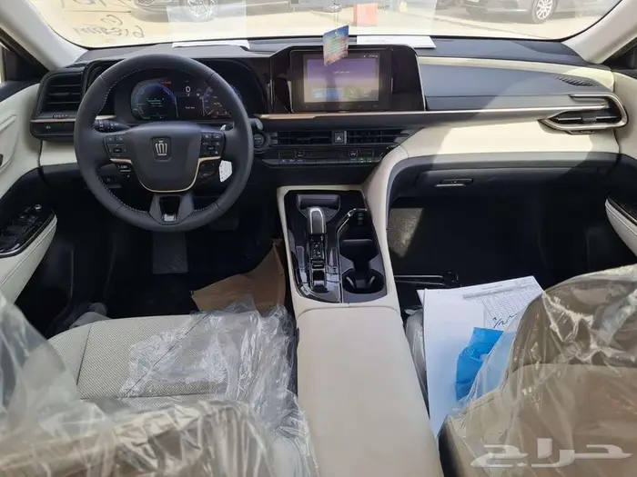 تويوتا كراون الفئه برستيج الموديل 2026 9