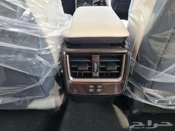 تويوتا كراون الفئه برستيج الموديل 2026 10