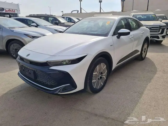 تويوتا كراون الفئه برستيج الموديل 2026 23