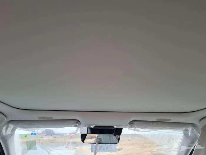 تويوتا كراون الفئه بريميوم الموديل 2026 21