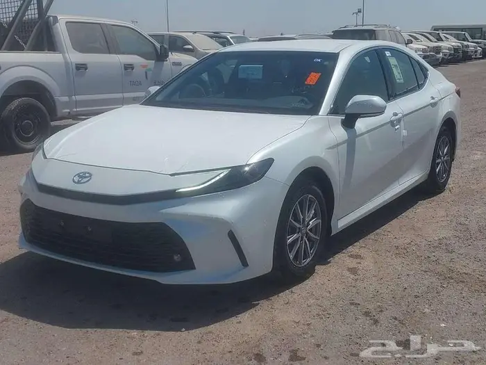 تويوتا كامري ستاندر بنزين موديل 2025 كاش واقساط 0