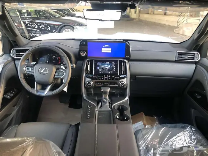 لكزس LX 600 أوفر تريل 2025 سعودي بنزين بأقل سعر ربح صفر 8