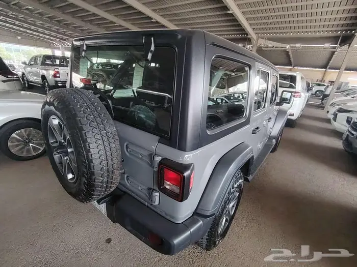 رنجلر سبورت مستعملة موديل 2021 4سلندر 4باب 10