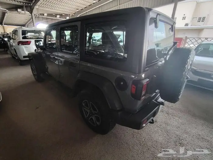 رنجلر سبورت مستعملة موديل 2021 4سلندر 4باب 13