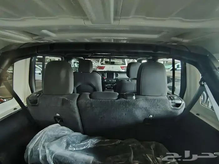 رنجلر سبورت مستعملة موديل 2021 4سلندر 4باب 18