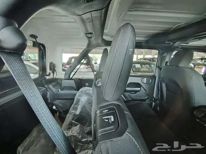 رنجلر سبورت مستعملة موديل 2021 4سلندر 4باب 25