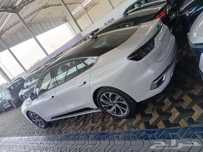 فورد تورس تيتانيوم 2026 2