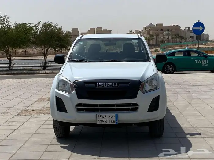 ايسوزو ديماكس ستاندر دبل 2020 1