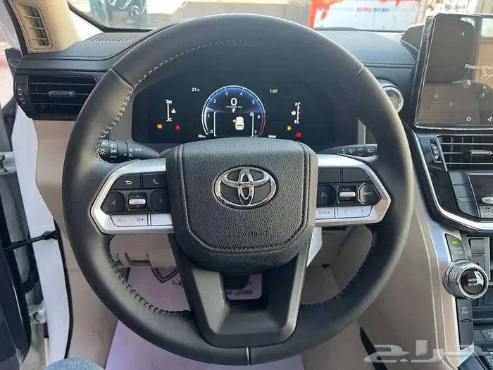 تويوتا لاندكروزر GXR2 بنزين 2026 كاش واقساط ودفعتين 6