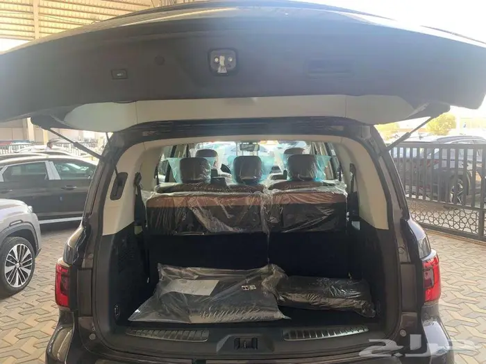 عرض خاص على انفينتي QX80 2024 برو اكتيف وبلاك اديشن 37