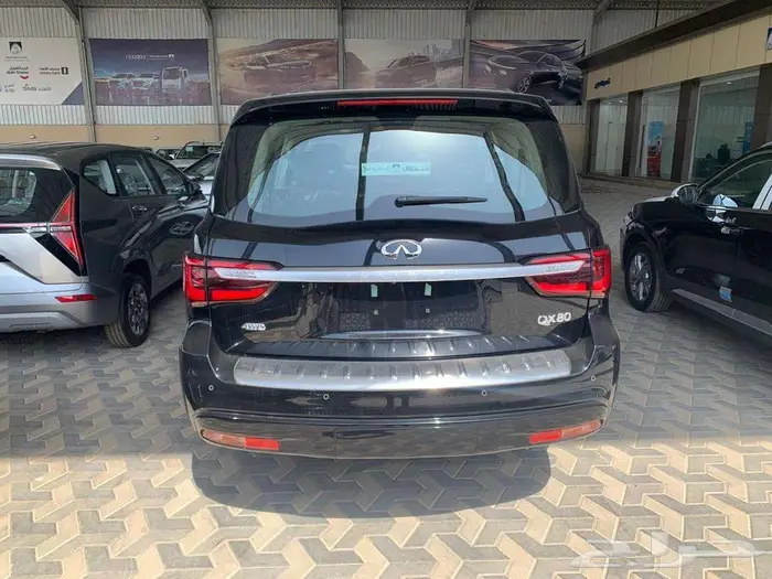 عرض خاص على انفينتي 2024 QX80 برو اكتيف وبلاك اديشن 8