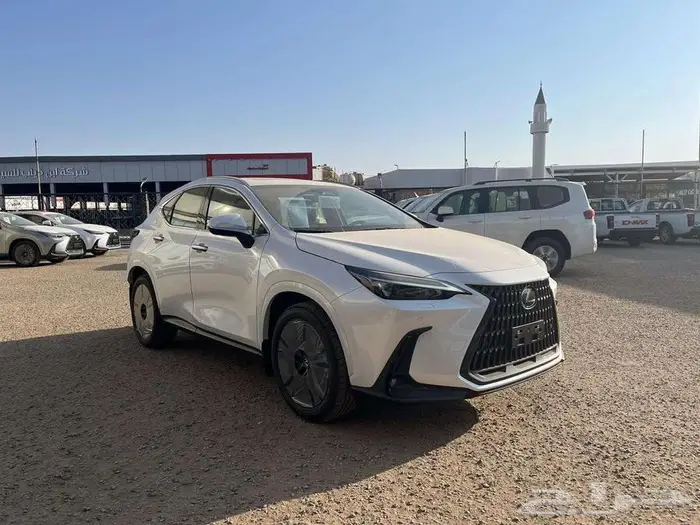 لكزس NX350 AA 2025 نقد وتقسيط 1