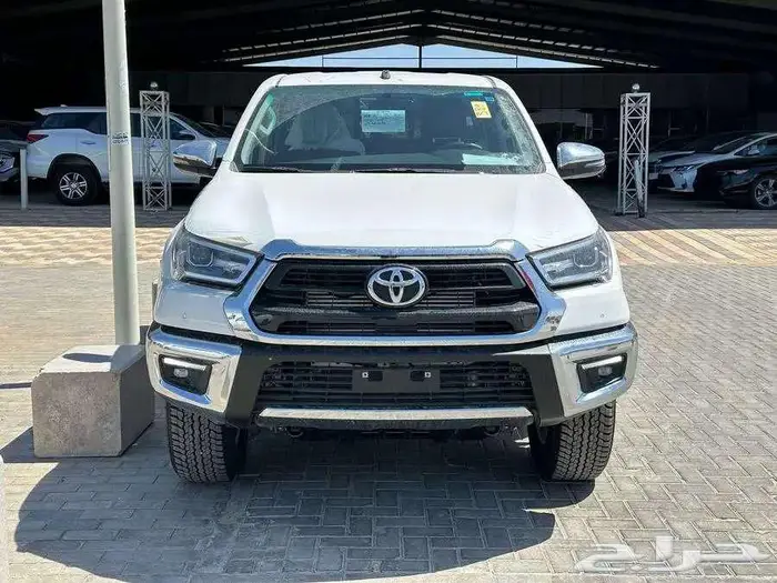 تويوتا هايلوكس S GLX ديزل تومتيك 2025 اقساط بنوك وكاش 1