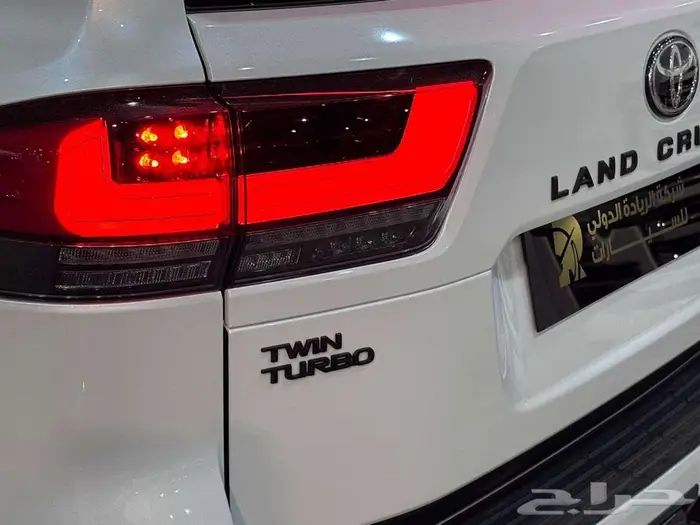 لاند كروزر GR بريمي فل كامل 2025 كاش واقساط 19