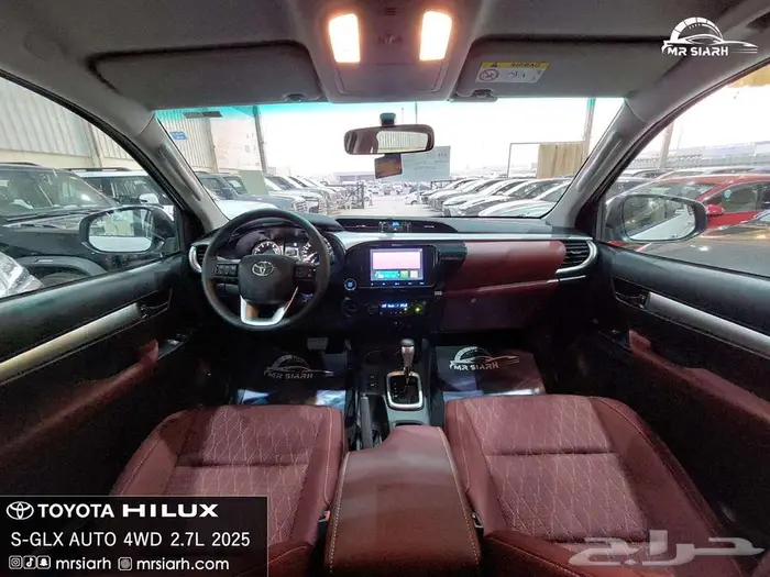 تيوتا هايلوكس 2025 كاش او تقسيط متوفر جميع الفئات 12