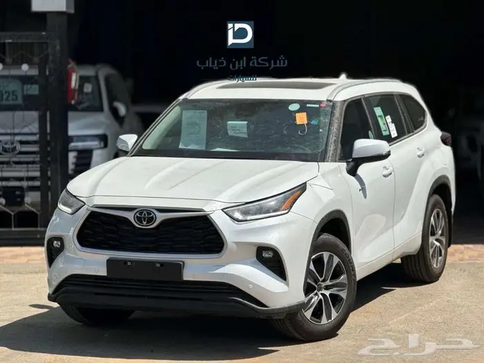 تويوتا هايلاندر GLE هايبرد موديل 2025 لدى ابن ذياب 0