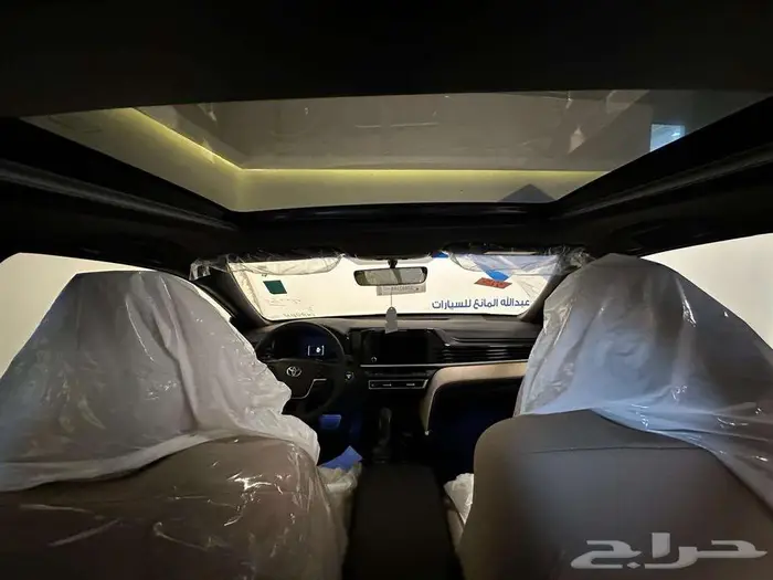 تويوتا كامري LE هايبرد 2025 5