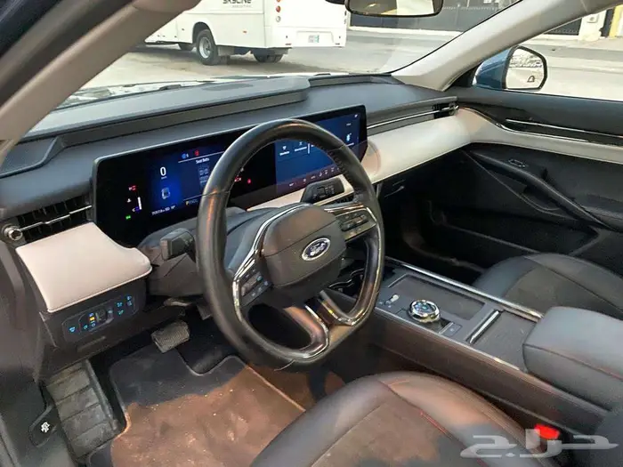 فورد تورس تريند بلس 2023 9