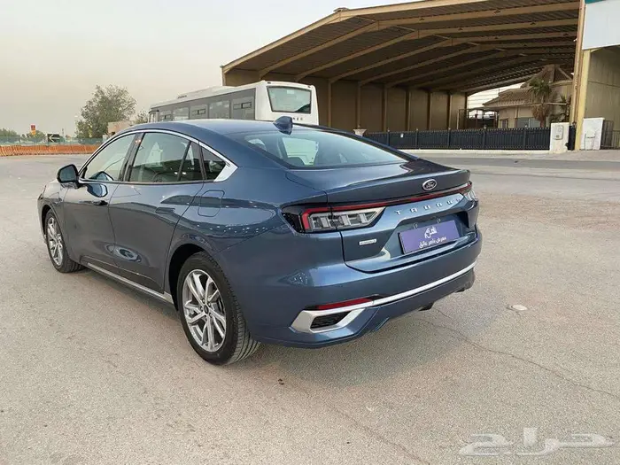 فورد تورس تريند بلس 2023 5