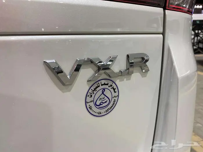 تويوتا في اكس ار 2022 ابيض ماشيه 28000كم 25