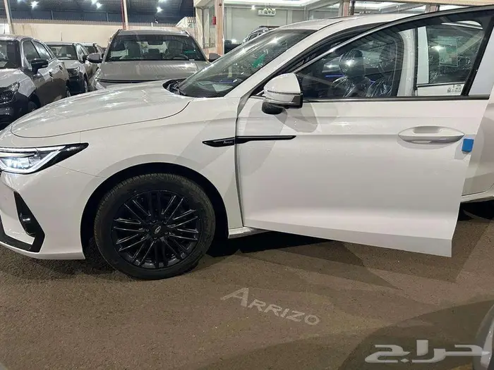 شيري اريزو 8 موديل 2025 كمفورت 3