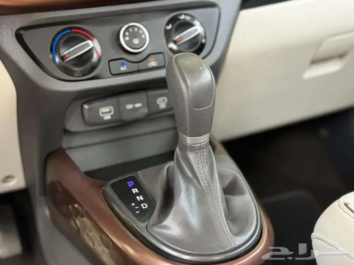 هونداى i10 موديل 2023 22