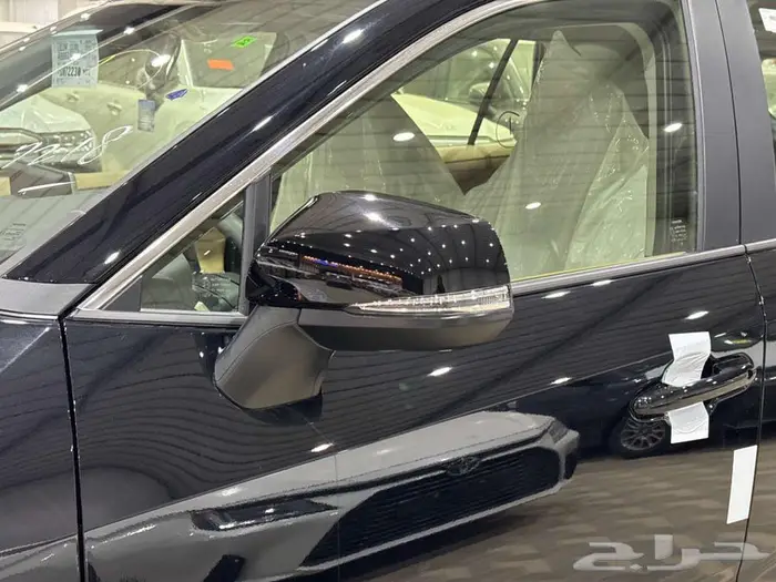 تويوتا راف فور نص فل فتحة سقف اسود بنزين 2025 اقل سعر 12